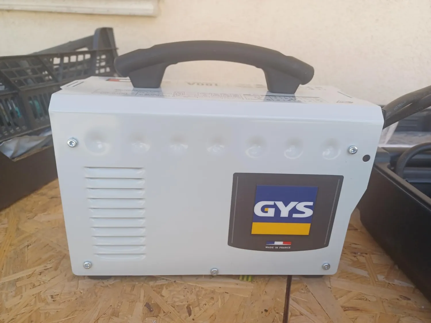 GYS GYSTEC 180 LA poste à souder MMA TIG 180A avec masque