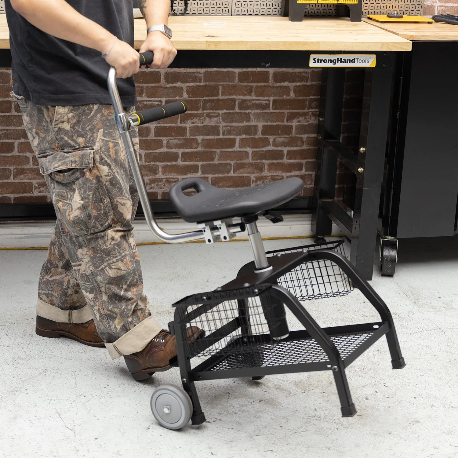 Strong Hand Europe WRA100 tabouret atelier à dossier réglable