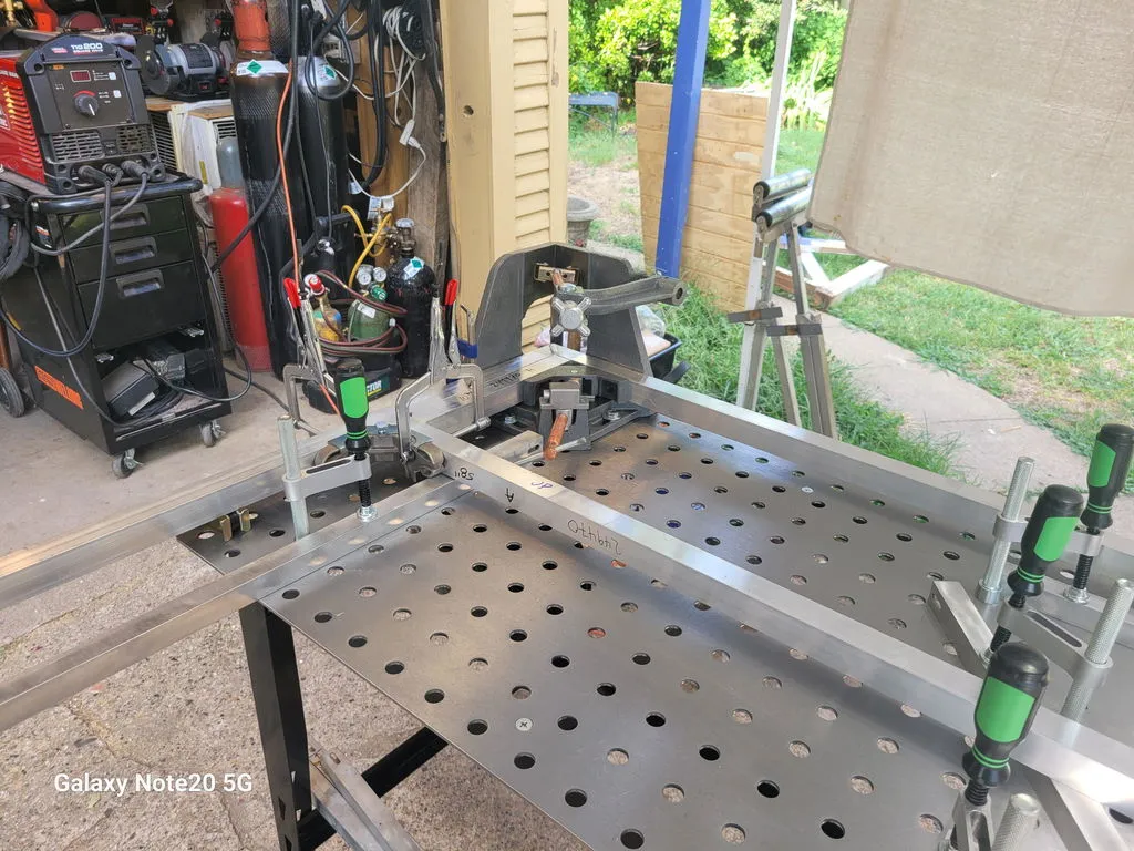 STRONG HAND EUROPE 3-Axis Fixture Vise étau 95 mm rapide