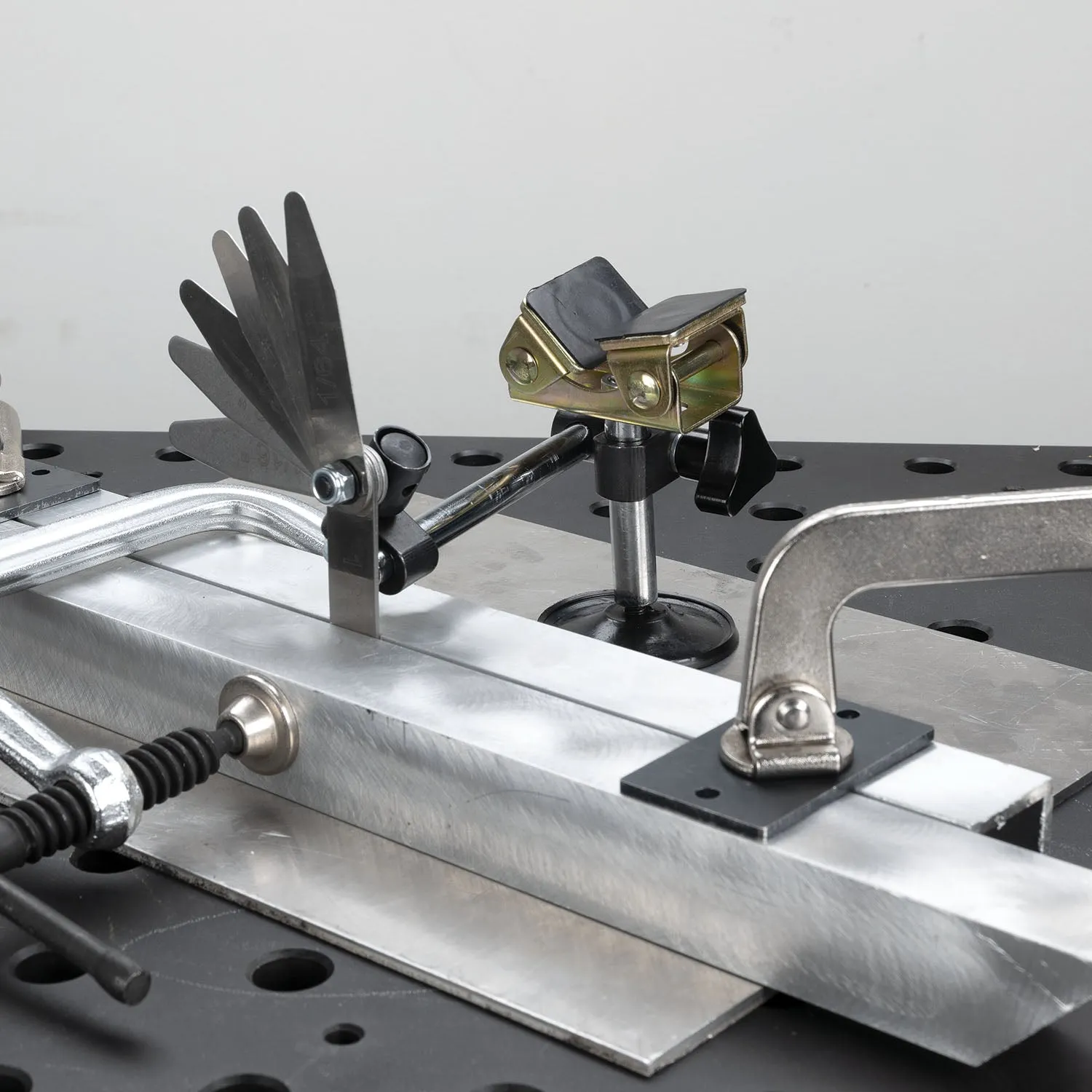 Strong Hand Europe MVS150 jauge d’épaisseur magnétique V-Pad