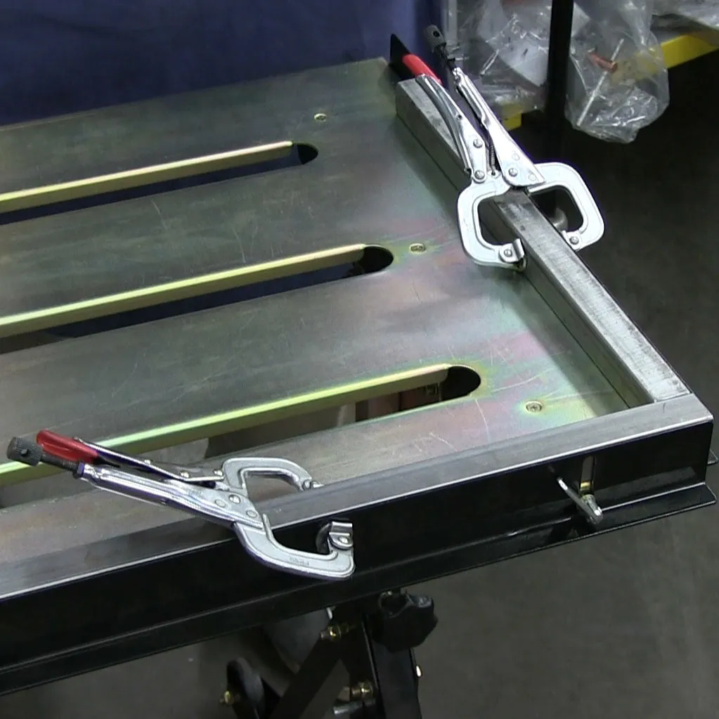 Strong Hand Nomad table de soudage portable pliable 158 kg