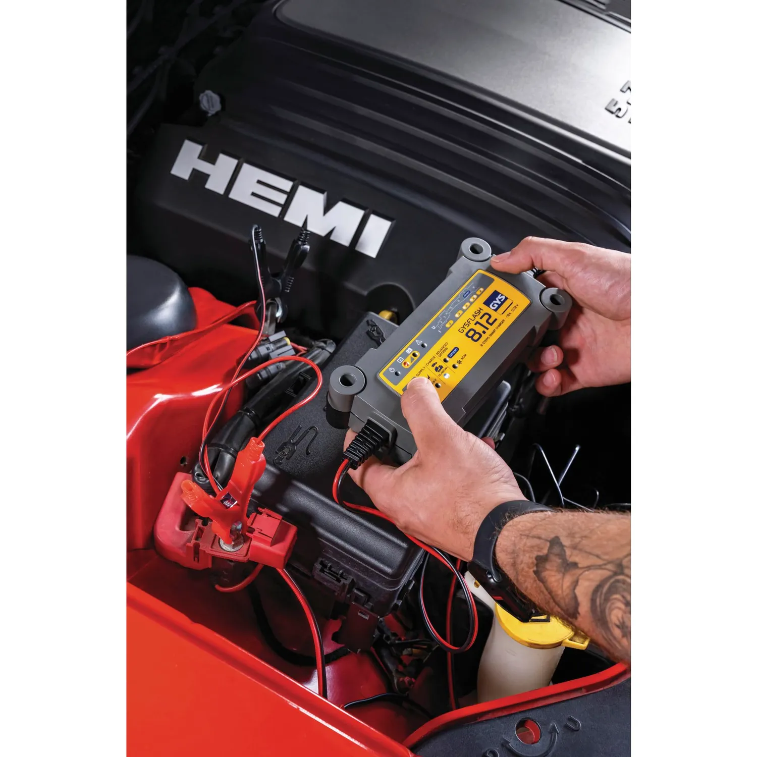 GYS GYSFLASH 8.12 chargeur 12 V 8 A IP65
