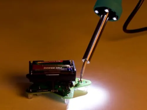 Velleman GP fer à souder 30 W avec 4 LED