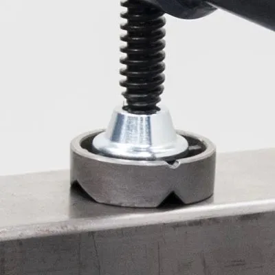 Strong Hand Europe T54217 patin V magnétique en aluminium