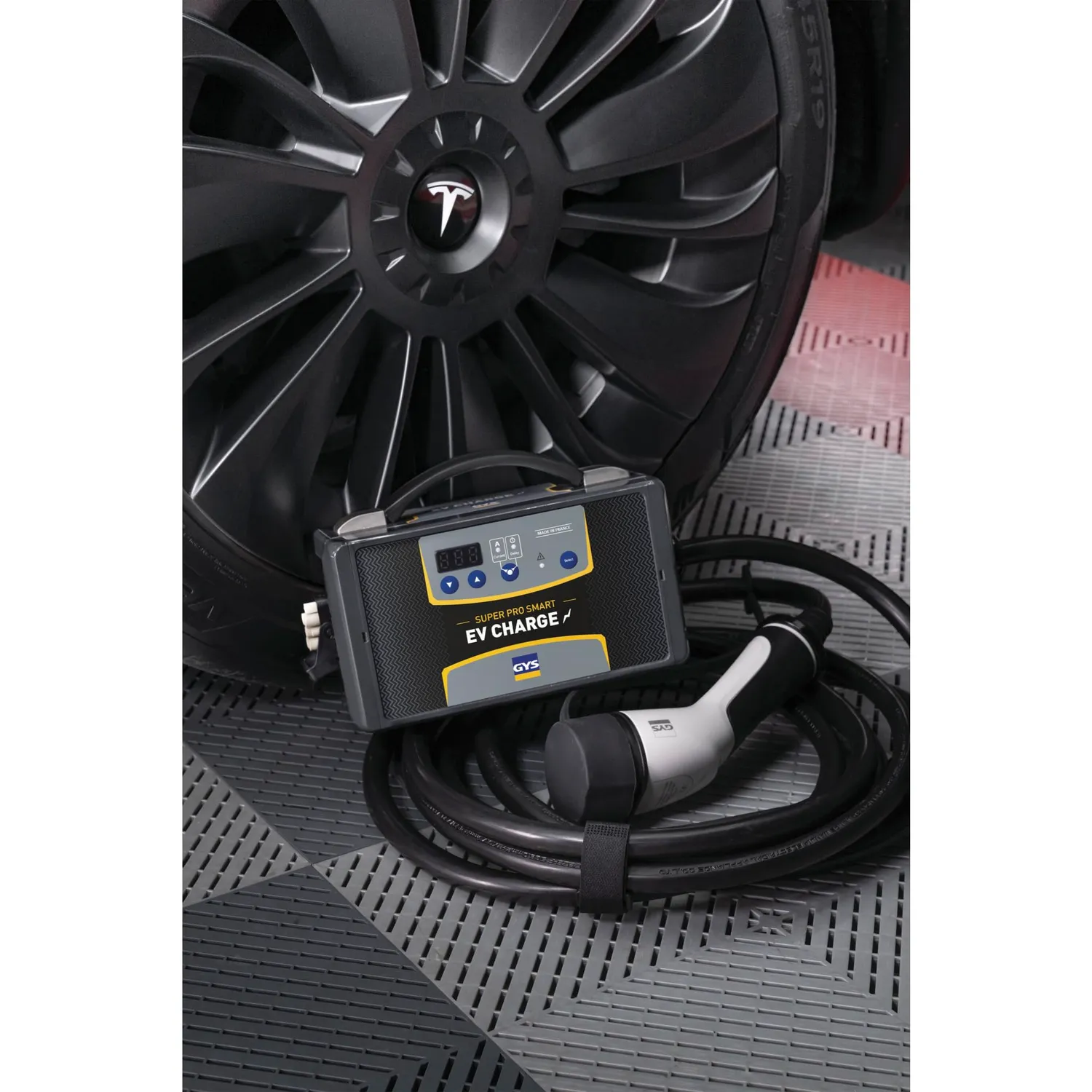 GYS SUPER PRO SMART EV CHARGE câble de recharge 230/400 V
