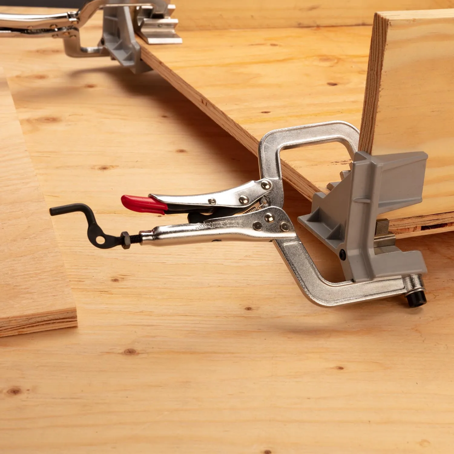 STRONG HAND EUROPE JointMaster PLW634 pince d’angle menuiserie