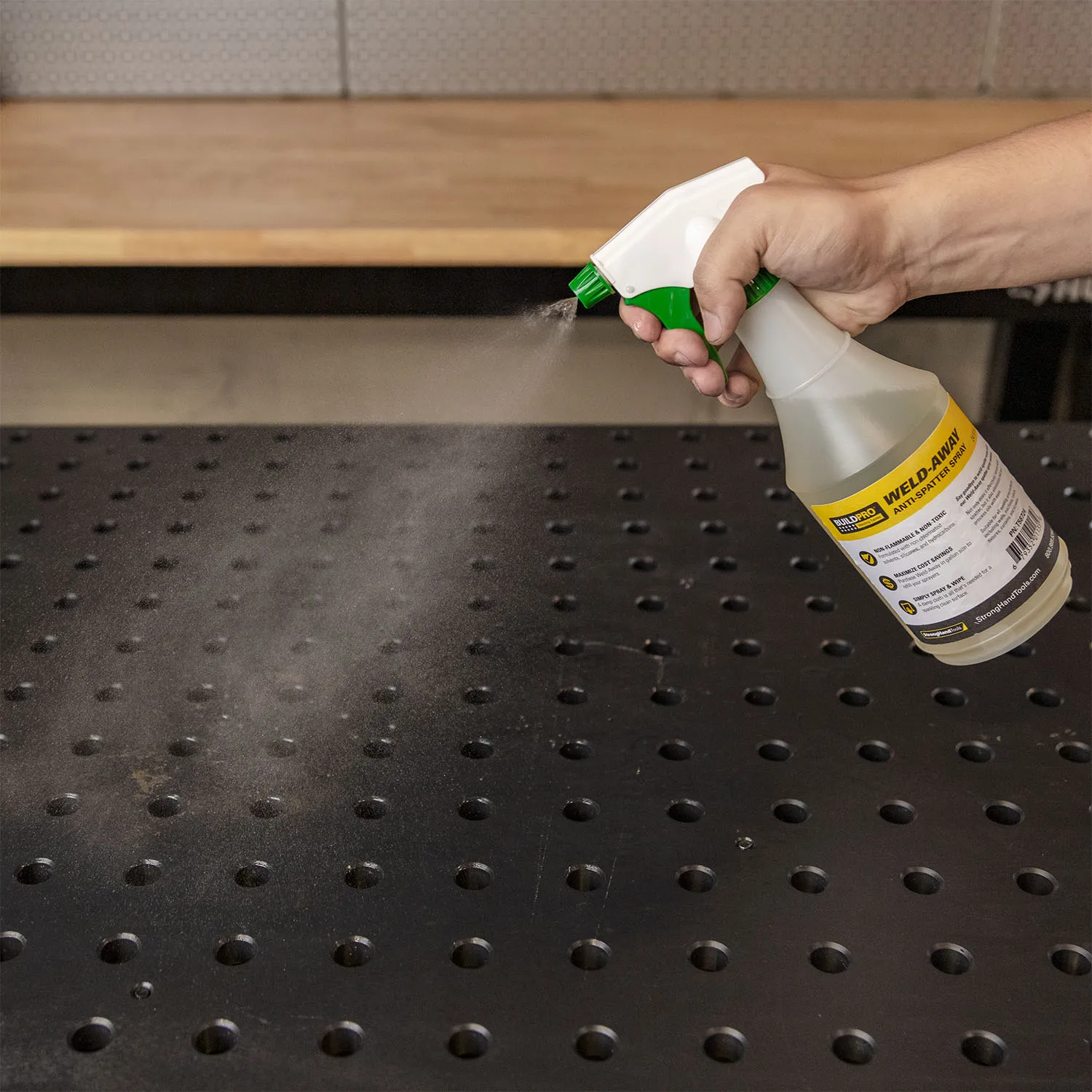 Strong Hand Europe Weld-Away spray anti-grattons 24 oz