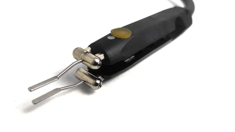 FTM Technologies SI1R soudeuse par résistance électrique