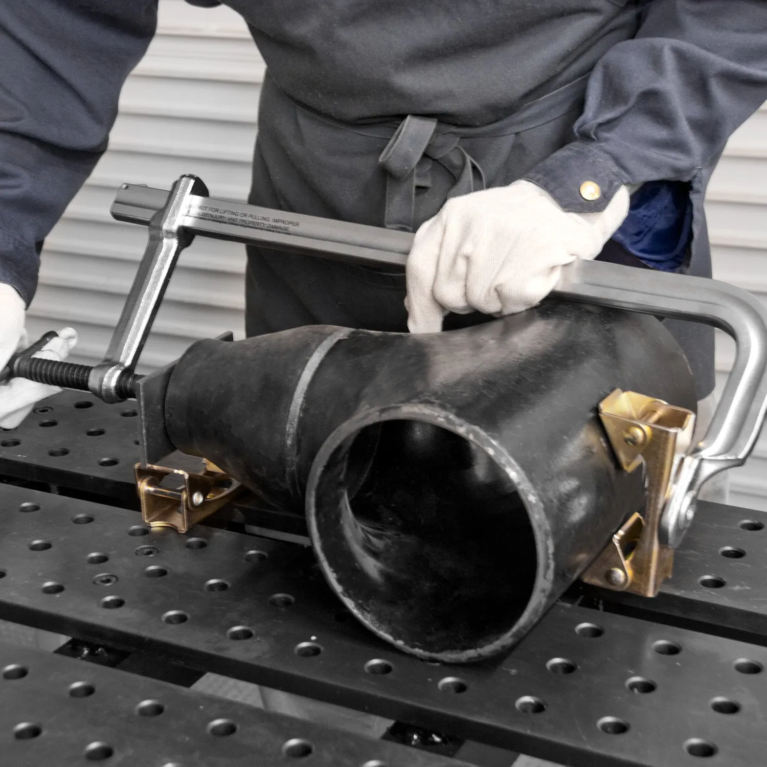 STRONG HAND EUROPE UM Series serre-joint F réversible 20-1/2 po robuste