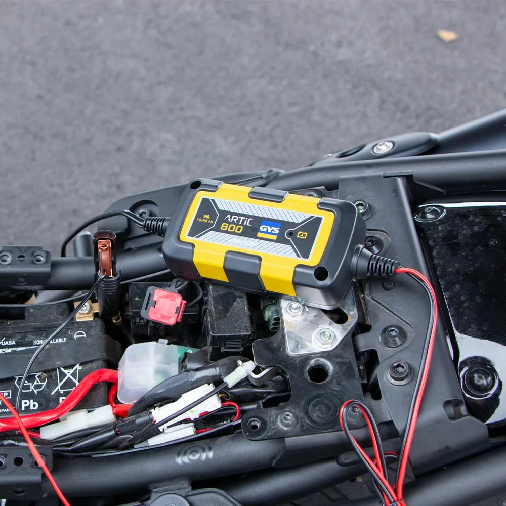 GYS Artic 800 chargeur batterie 12 V 1,2–25 Ah