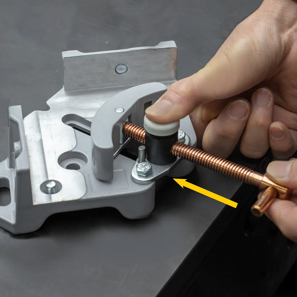 Strong Hand Europe Portable MagVise étau magnétique portable 1,7 lb